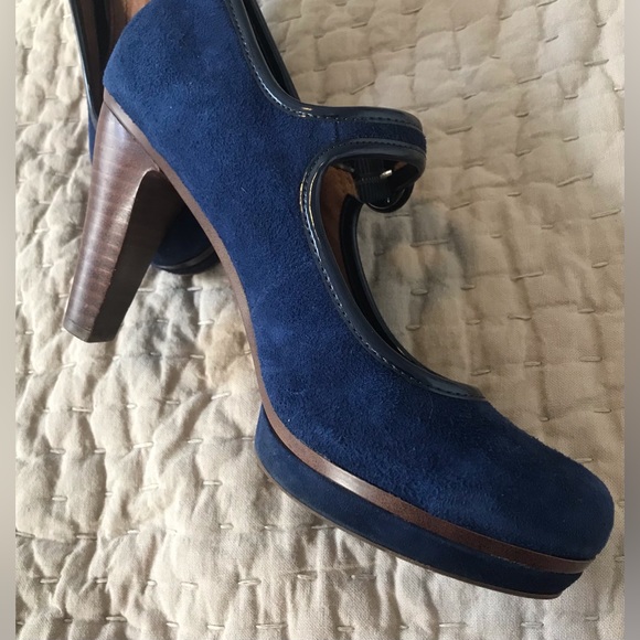 New Royal Blue Suede Sofft MaryJanes. 6.5. - Picture 6 of 9